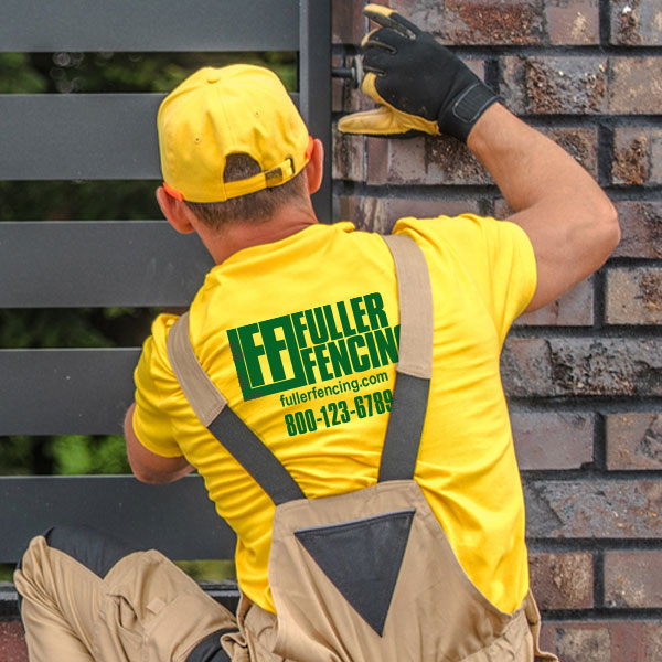 Fence worker wearing a promotional T-Shirt